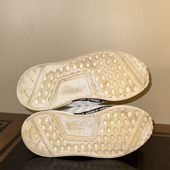 Adidas NMD_R1 White Tape Logo FV7306 Women's Size 5.5 - Picture 5 of 7
